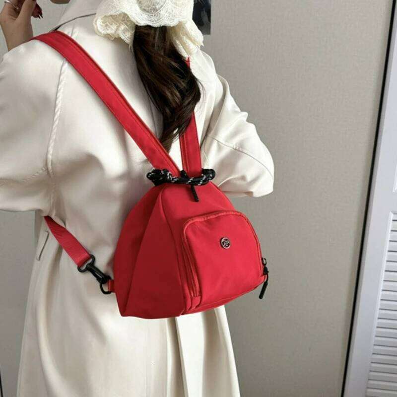 Trendy Lightweight Nylon Crossbody Comfortable and Versatile Texture Shoulder Multifunctional Storage Bag for Women XJ260125