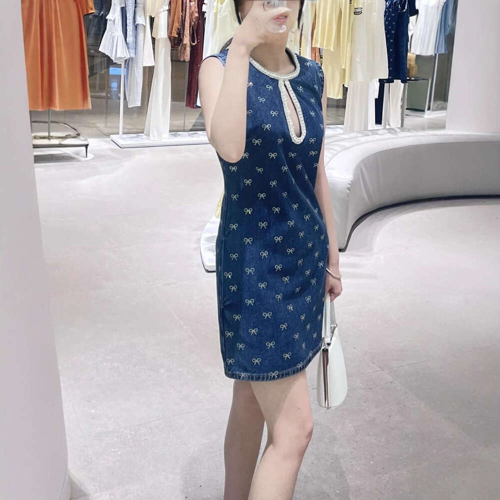 2026 summer new designer retro style bow tie rhinestone denim vest women's dress