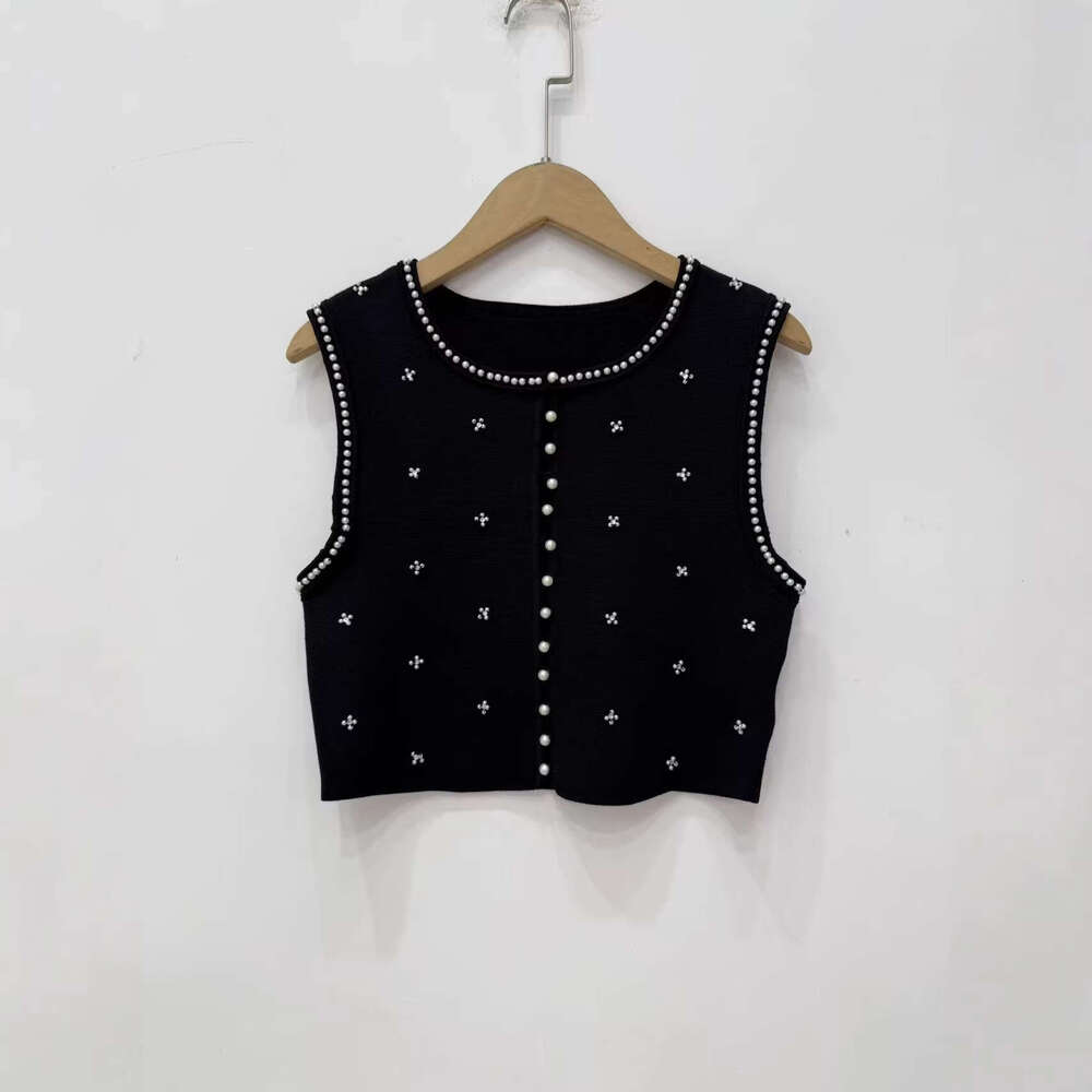 2026 Spring New French Designer Niche Style High Waist Knitted Short Skirt Beaded Edge Tank Top Set