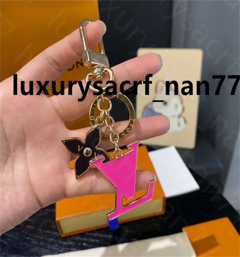 Designer key luxury key French style Metal leather Keychains Fashion Bag charm chains Man Woman high-quality Car Key Holder - Perfect Christmas Gift for