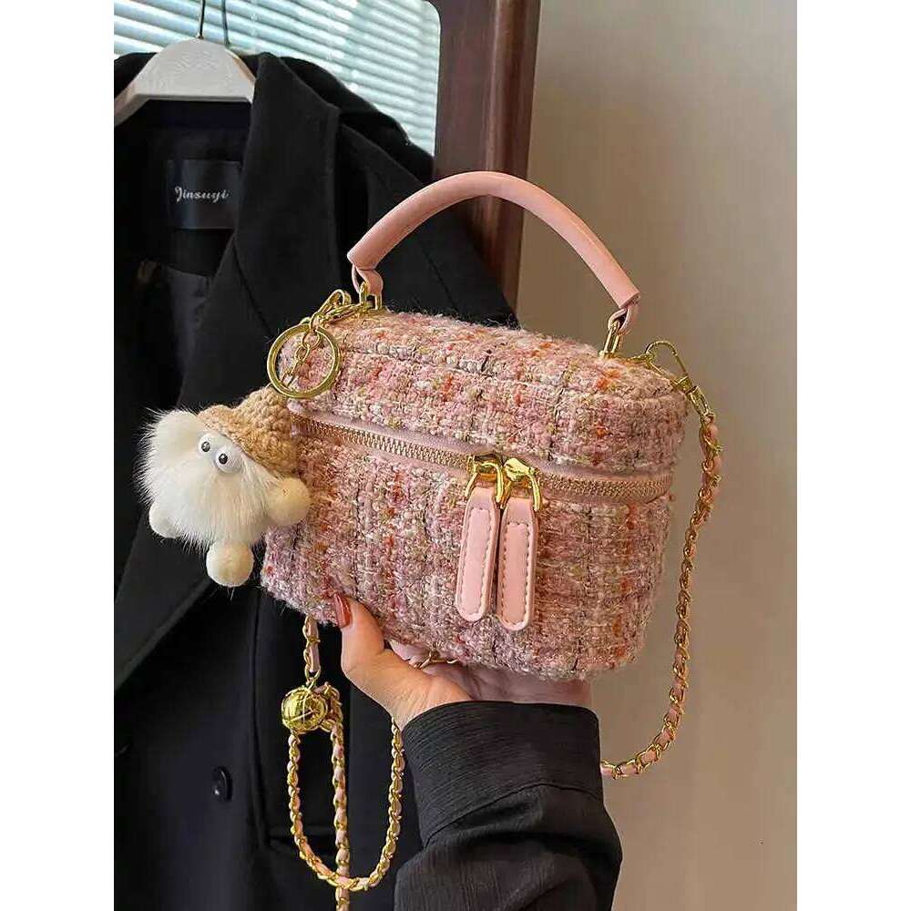 High-grade Woolen Women's Mini Handbags New Contrast Color Temperamet Chain Crossbody Bags Fashion Niche Design Lipstick Box Bag XJ260125
