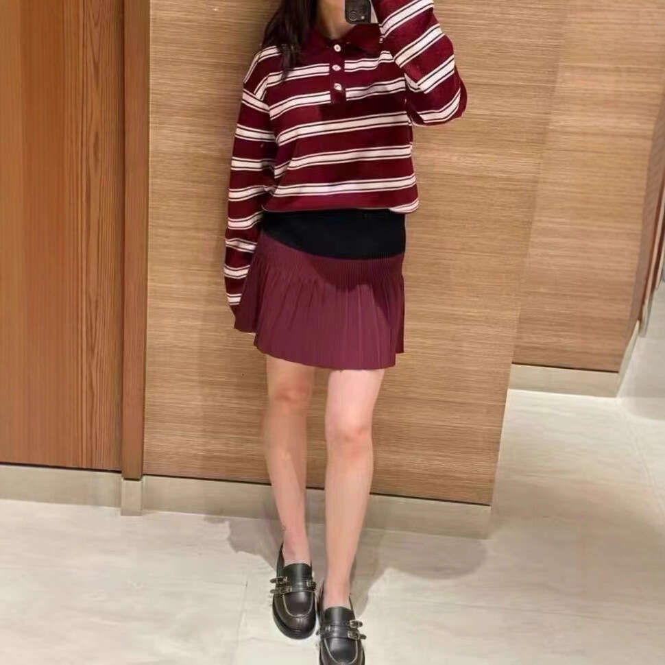 2026 Autumn/Winter New French Elegant Commuting Fashion Collar Casual Striped Knitted Sweater Top for Women