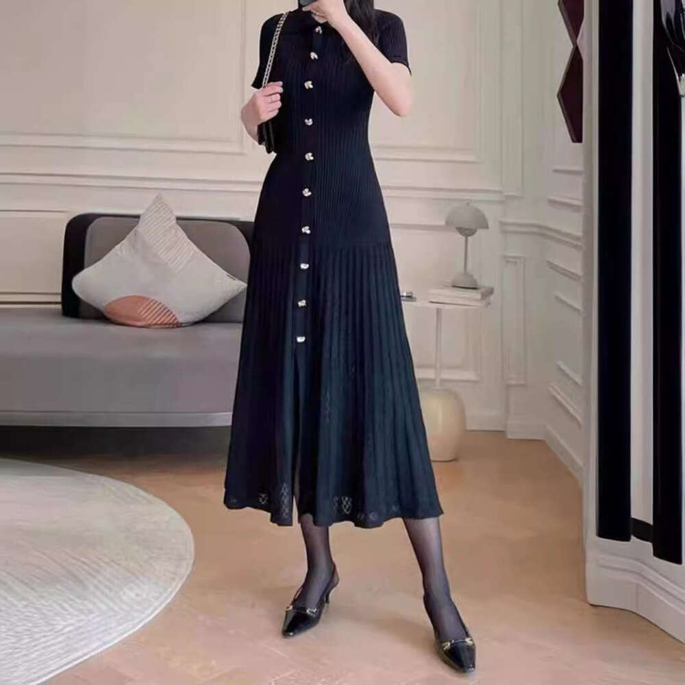 2026 early spring French elegant designer niche single breasted long neck solid color dress for children