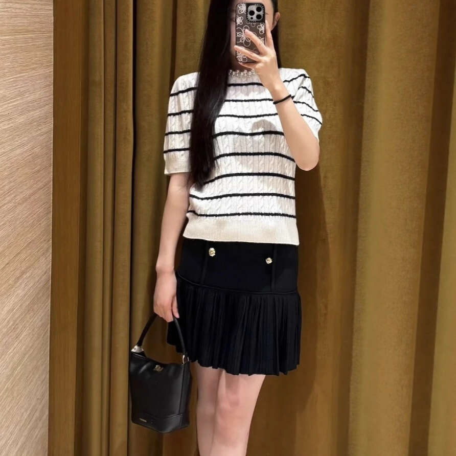 French elegance 2026 autumn new classic round neck pearl trimmed pullover sweater knitted striped short sweater for women