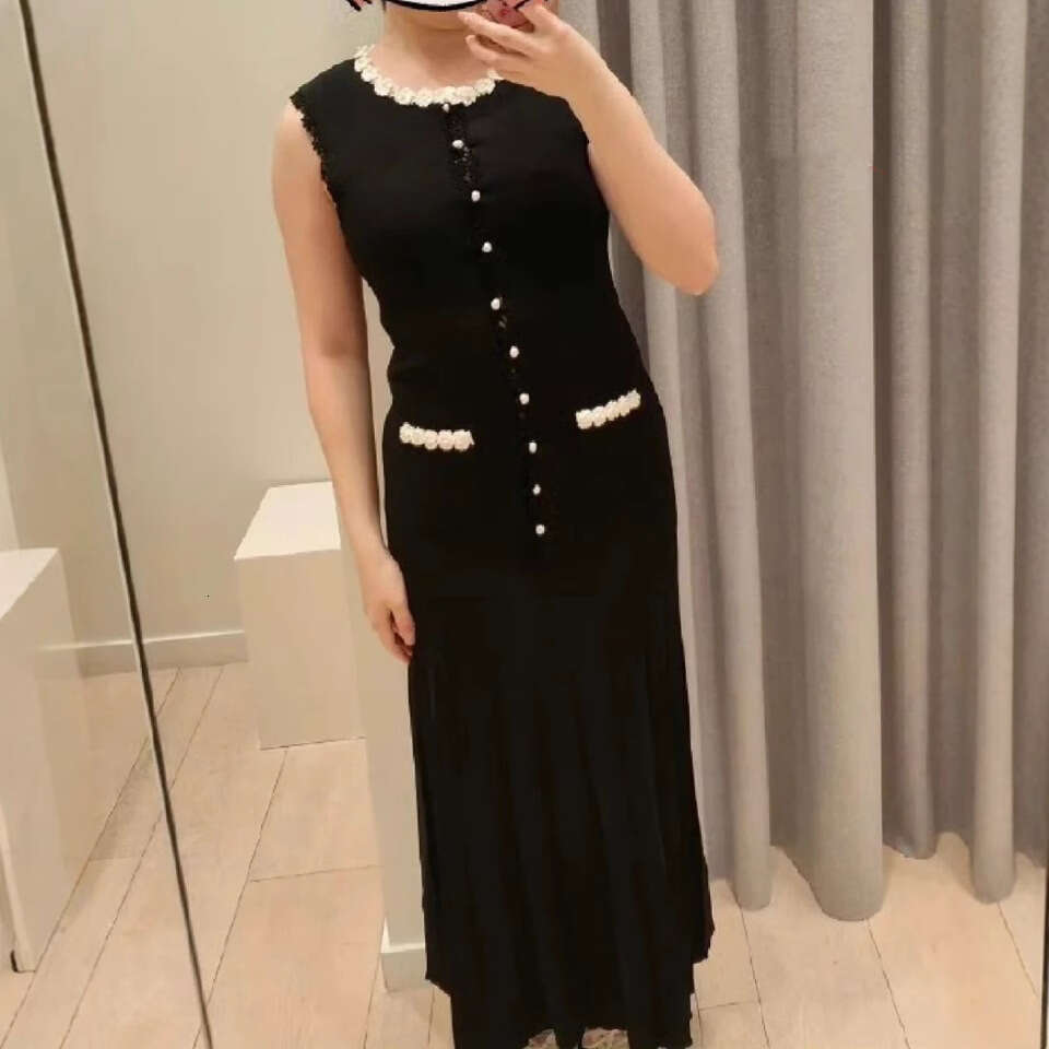 2025 Spring New Elegant Flower Pearl Decorative Color Block Edged Round Neck Women's Sleeveless Dress
