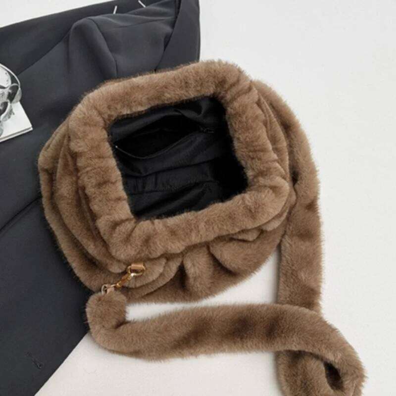 Fashion Faux Fur Shell Crossbody Women Winter New Wrinkle Cloud Clutch High Quality Plush Shoulder Bag XJ260125