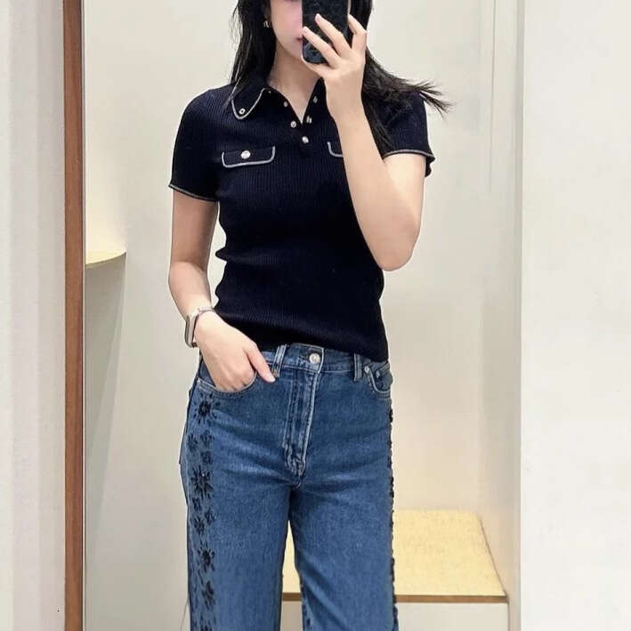 2026 Summer New French Elegant Casual Collar Color blocked Slim Knitted Short Sleeve Top for Women