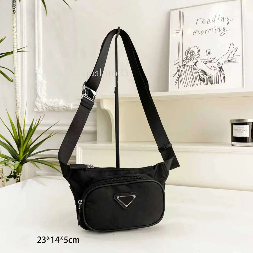 p Bag Designer Nylon Shoulder Bag triangles bag Men Cross Body Bags Luxury Men Briefcases Nylon Messenger Bag Hobo Underam Bag Fashion Bumbag Bucket Bags 1e8