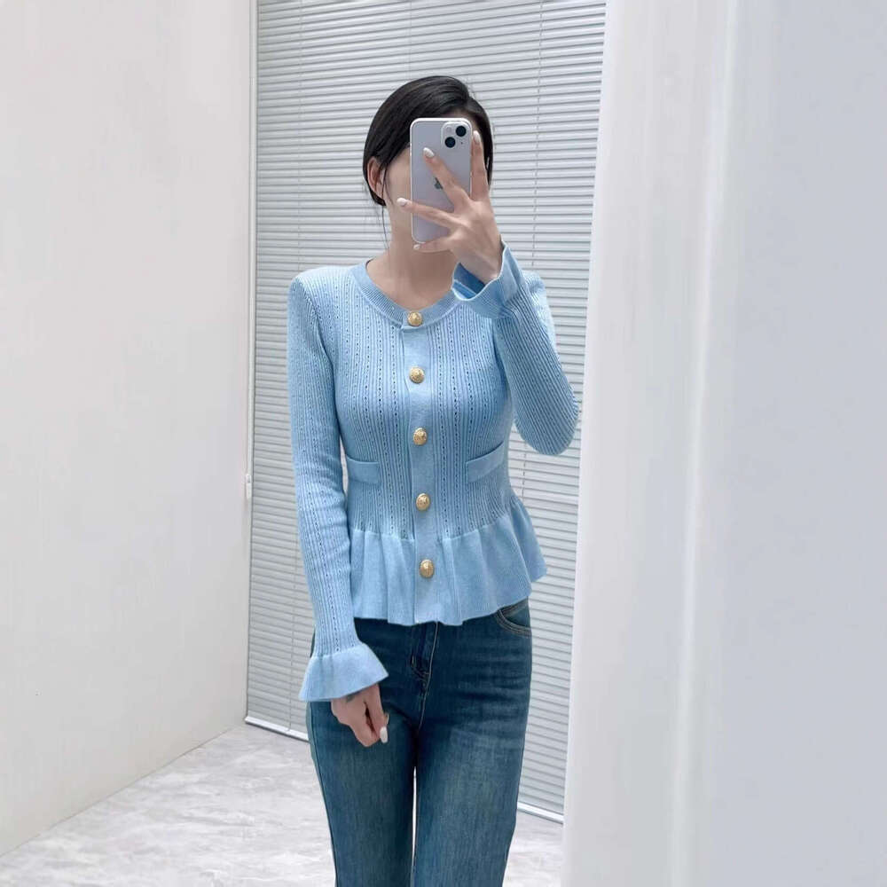 2026 autumn new French designer niche style elegant pleated slim knit cardigan jacket