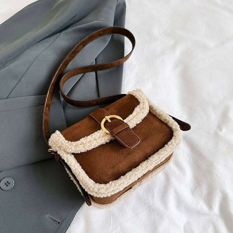 Autumn Winter Plush Bag Women's Korean Retro Small Square Handbags New Suede Lamb Wool Patchwork Shoulder Crossbody Bags XJ260125