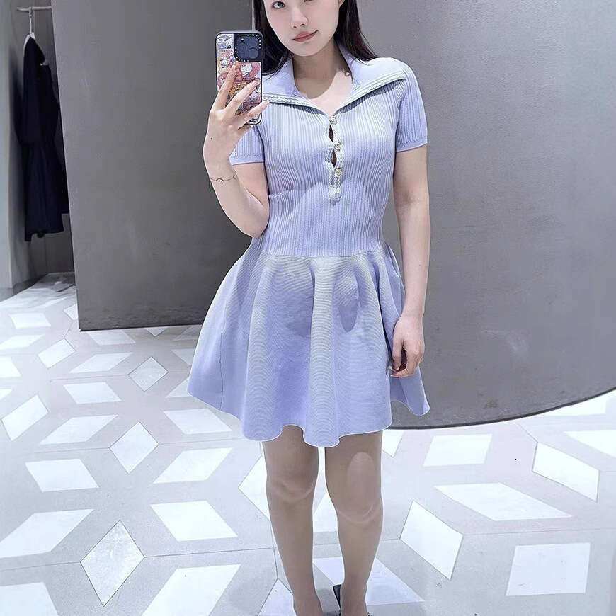 2026 Spring New French Designer Style Elegant Aging Reduction Waist Big Collar Knitted Dress for Women