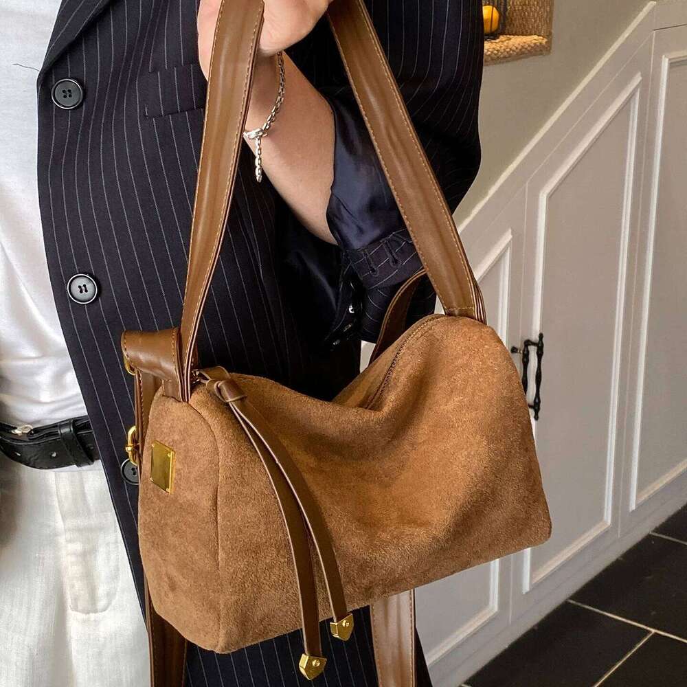 High-end Suede Crossbody Bag Women's Large Capacity Square Handbags Winter New Solid Color Shopping Single Shoulder Pack XJ260125