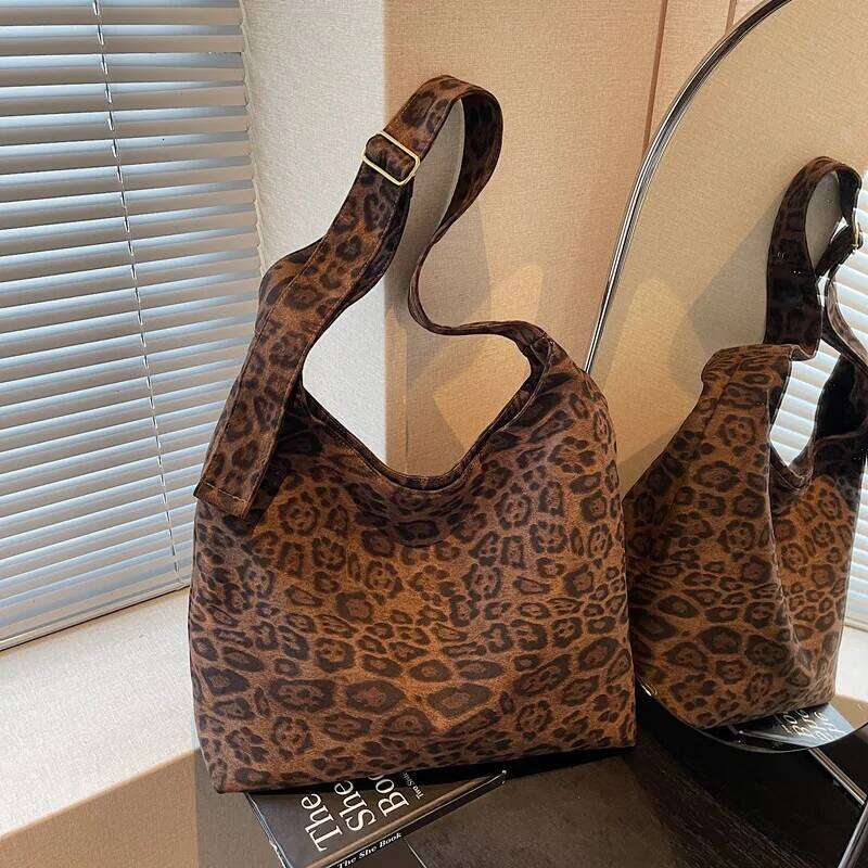 2025 Winter Suede Shoulder For Women Leopard Print Tote Bags Large Capacity Travel Commuting Handbags XJ260125