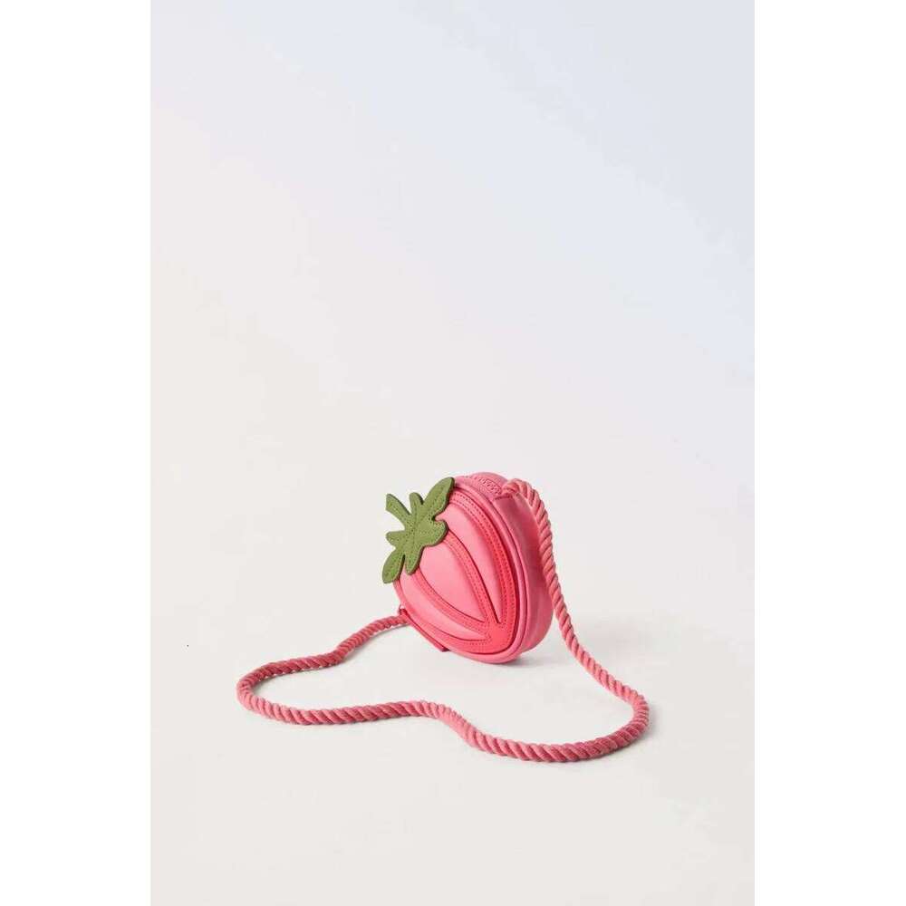 Summer New PU Concave Pink Strawberry Fruit Three-dimensional Children's Crossbody Women's Shoulder Bag XJ260125