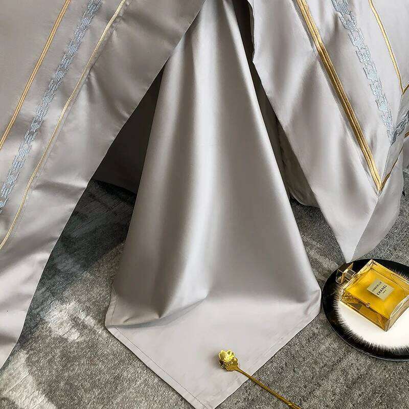 Grey Egyptian Cotton Bedding Set Luxury Golden Stripe Embroidery Duvet Cover Sets Fitted Bed Sheet Pillowcases Home Textile Y260124