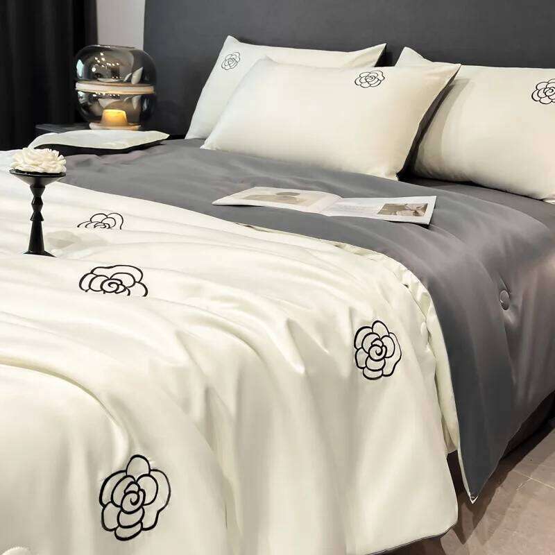 2025 New Ice Silk Xia Liang Bed Four-piece Light Luxury Premium Single Sheet Summer Quilt Kit Y260124