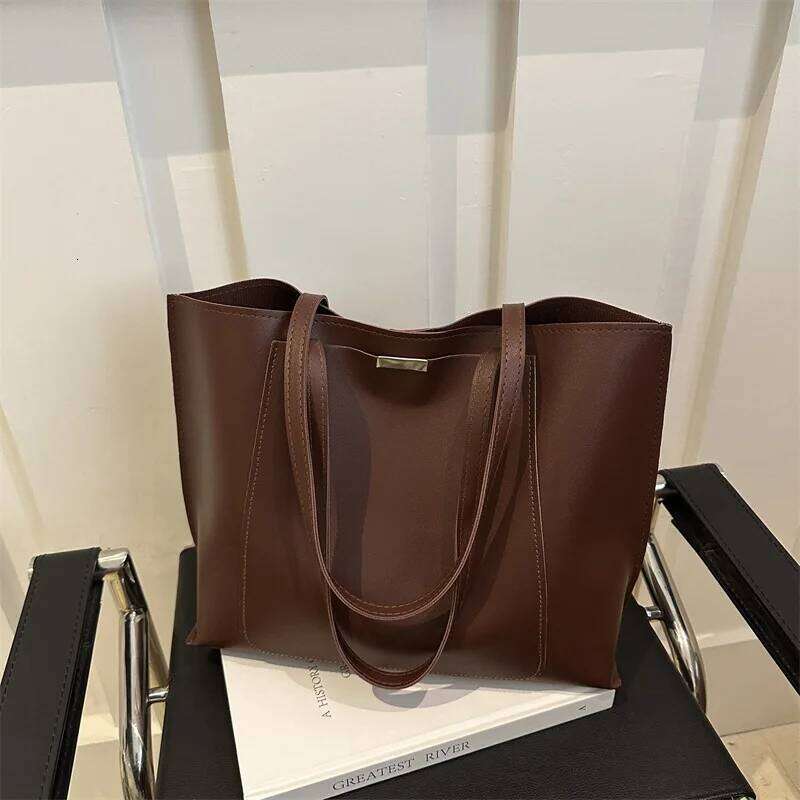 New large-capacity shoulder trendy tote bag, new retro commuter handbag XJ260125