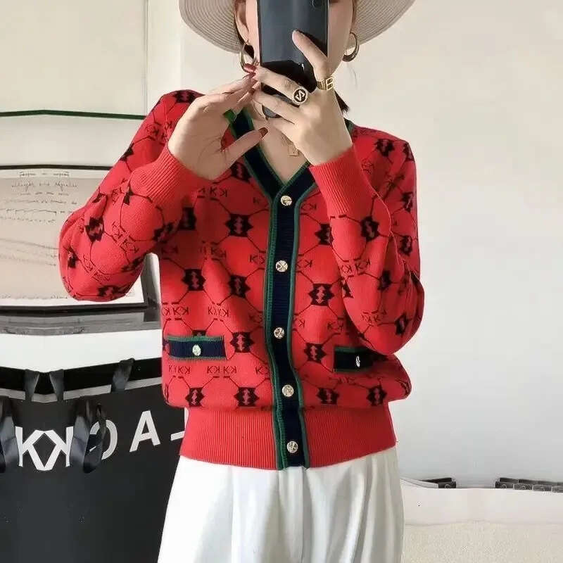 Temperament Office Simple Women's Clothing Printed Button Fashion Loose Autumn/Winter Thin V-neck Long sleeved Sweater