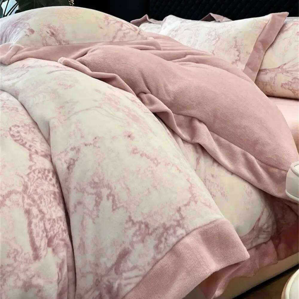 Light Luxury Milk Four-Piece Set Autumn and Winter Warm Thickened Printing Coral Velvet Quilt Cover Bed Sheet Pillowcases Y260124