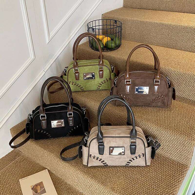 LEFTSIDE Women Small PU Leather Shoulder 2025 Winter Simple Short Handle Crossbody Bag Luxury Designer Handbags and Purses XJ260125