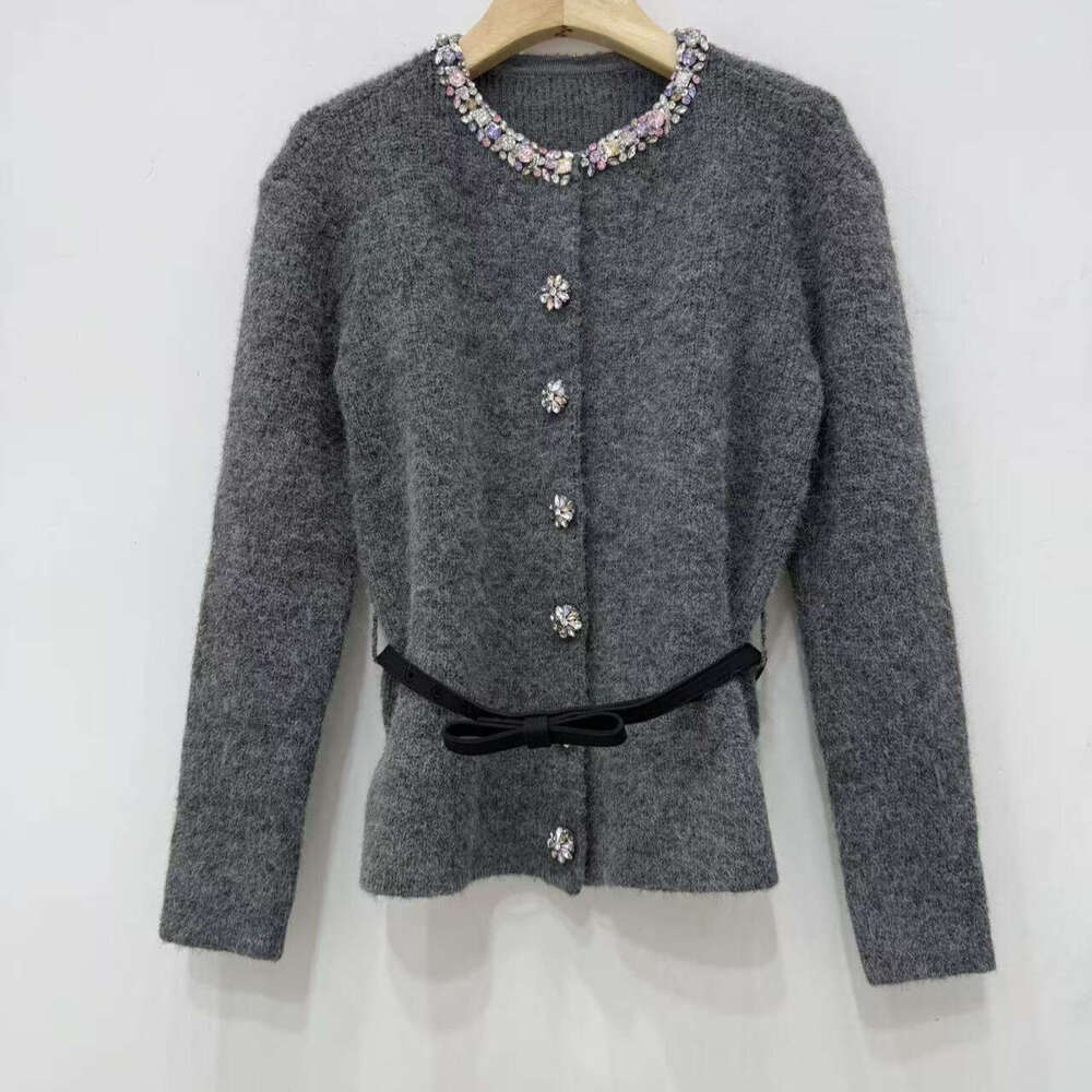2026 Winter New French Niche Lazy Style Colored Diamond Sweater Knitted cardigan Wool Sweater