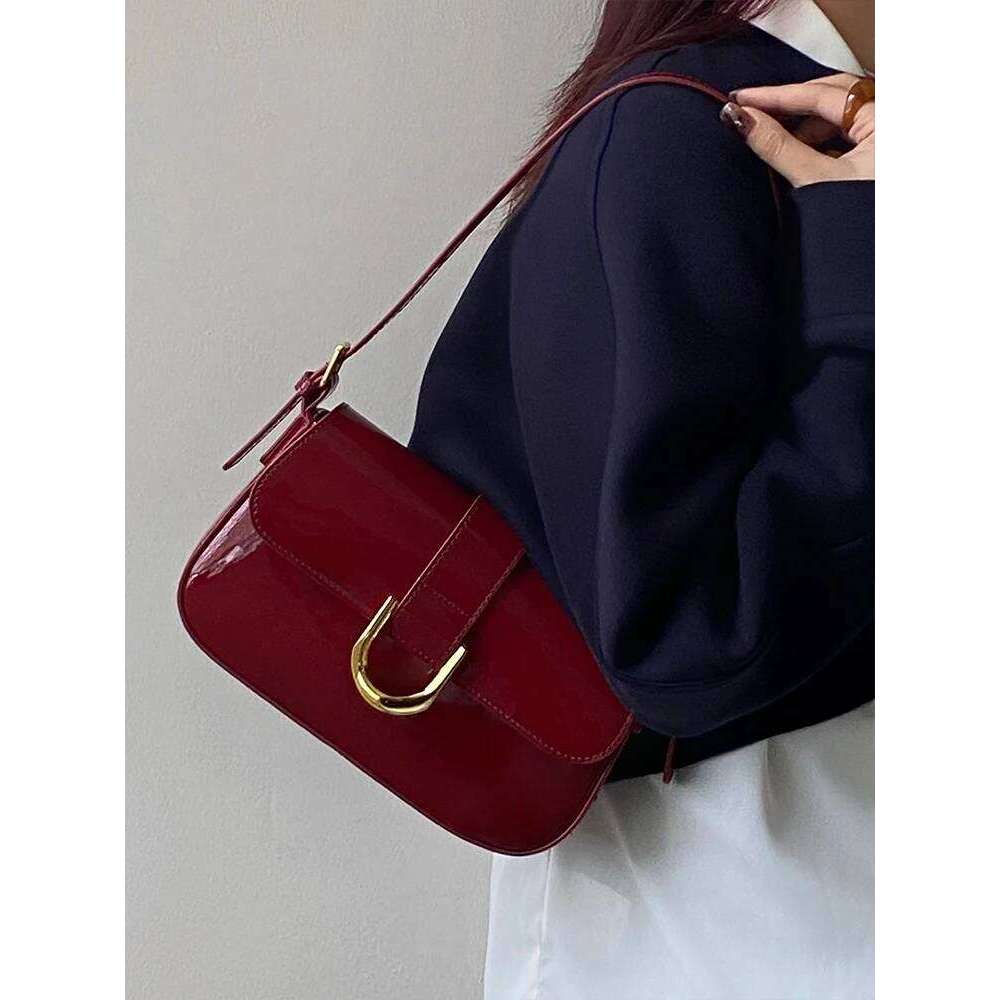 Burgundy Glossy Shoulder Bag for Women 2023 New Vintage Hasp Design Soft Leather Handbags Ladies Fashion Crossbody Bags XJ260125