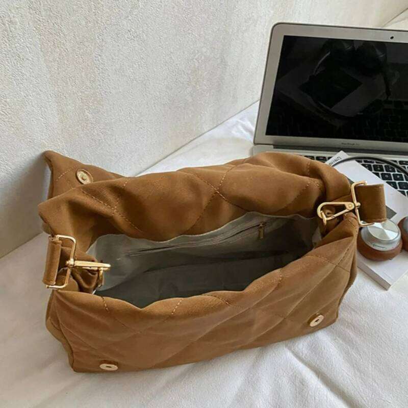 New Check Simple Crossbody Small Niche Texture Commuter Large Capacity Student Class Casual Diamond Bag XJ260125