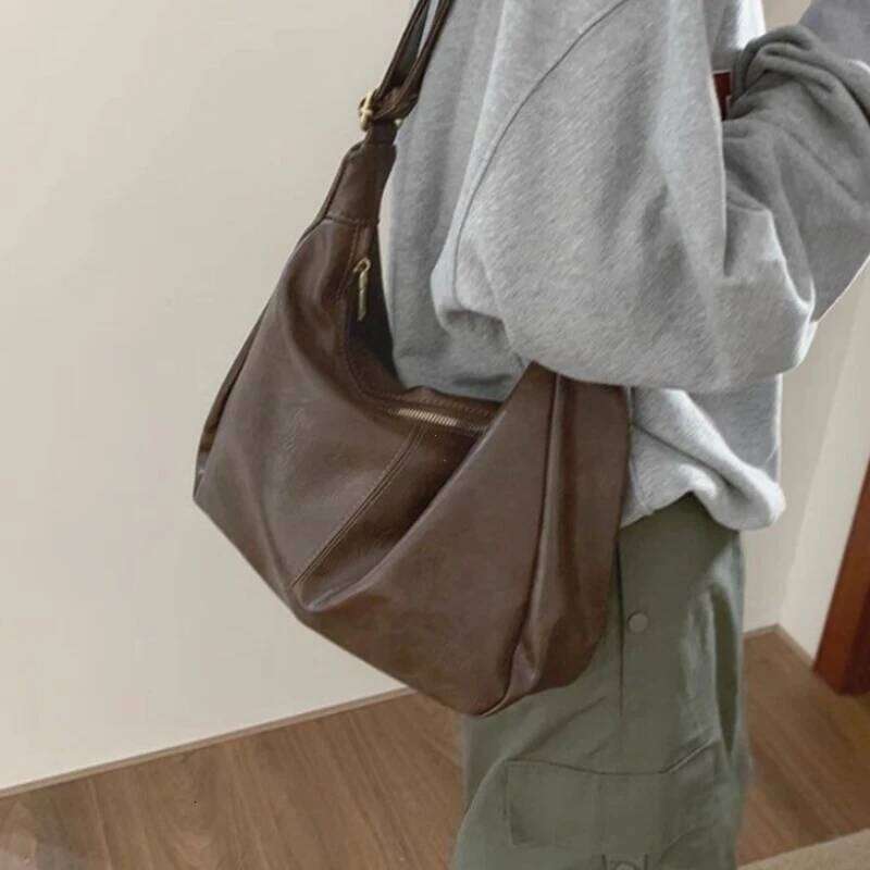 Maillard Retro 2026 New Trendy South Korean Tote All-Match Large Capacity Shoulder Bag Handbag for Women XJ260125