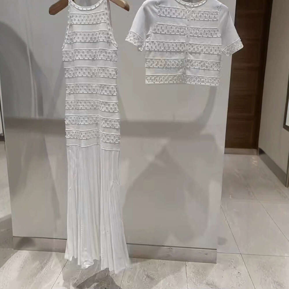 French elegance 2026 autumn and winter new style temperament white slim fit lace up dress bead knit cardigan