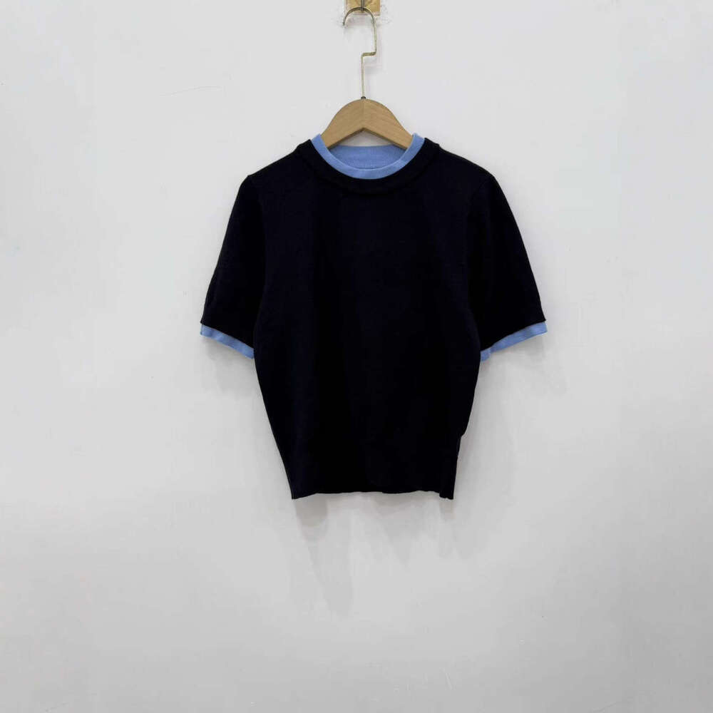 French Elegant 2026 Early Autumn Commuter Set Short Sleeve Slim fit Round Neck Hoodie Knitted Women's Top