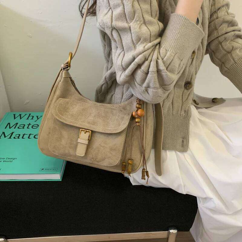 LEFTSIDE Women Small PU Leather Shoulder 2025 Winter Solid Color Crossbody Bag Luxury Designer Trend New Handbags XJ260125