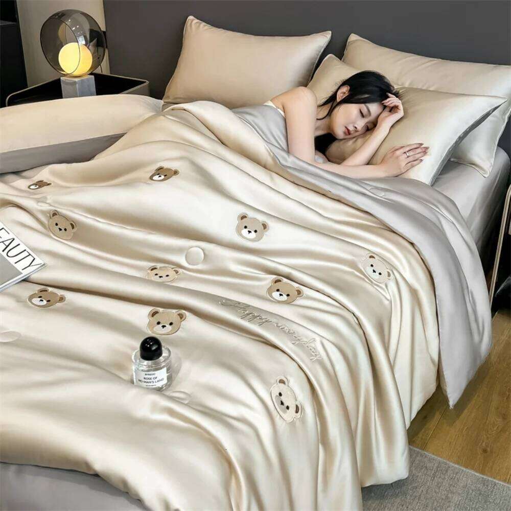 Cool Ice Silk Summer Four-Piece Sets Embroidery Thin Quilt Bed Sheet With Pillowcases Air Conditioner Bedding Set Y260124