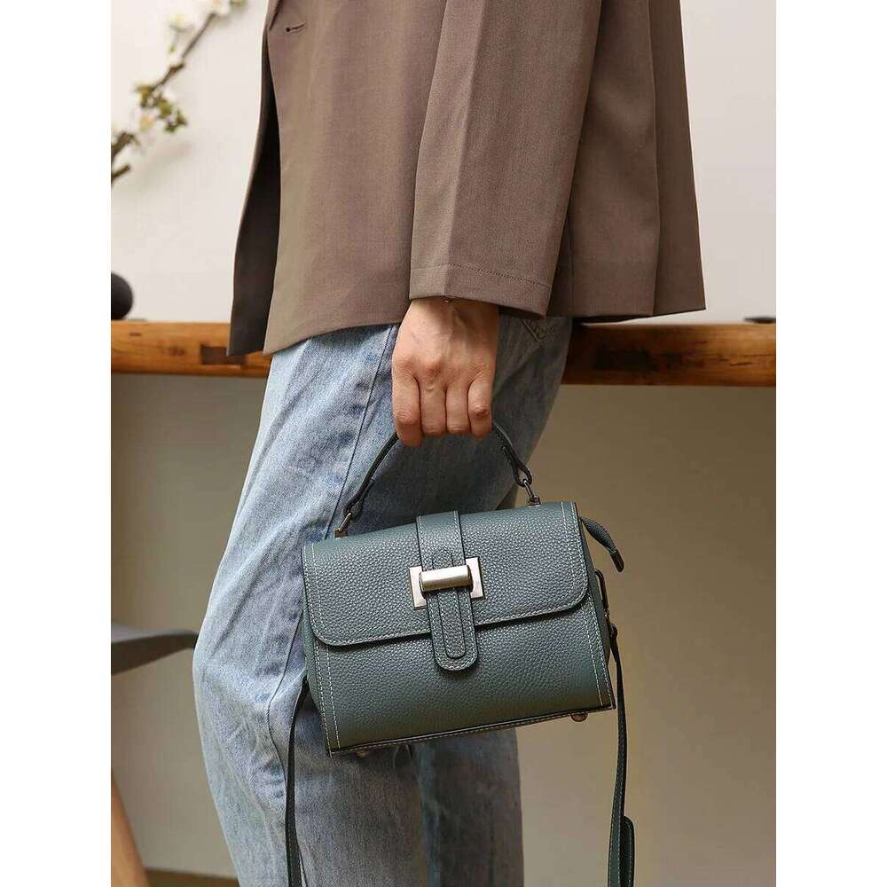 100% Genuine Leahter Women Crossbody Female Shoulder Handbag Ladies Gift 2025 Korean Style Commuter Bag For shopping XJ260125