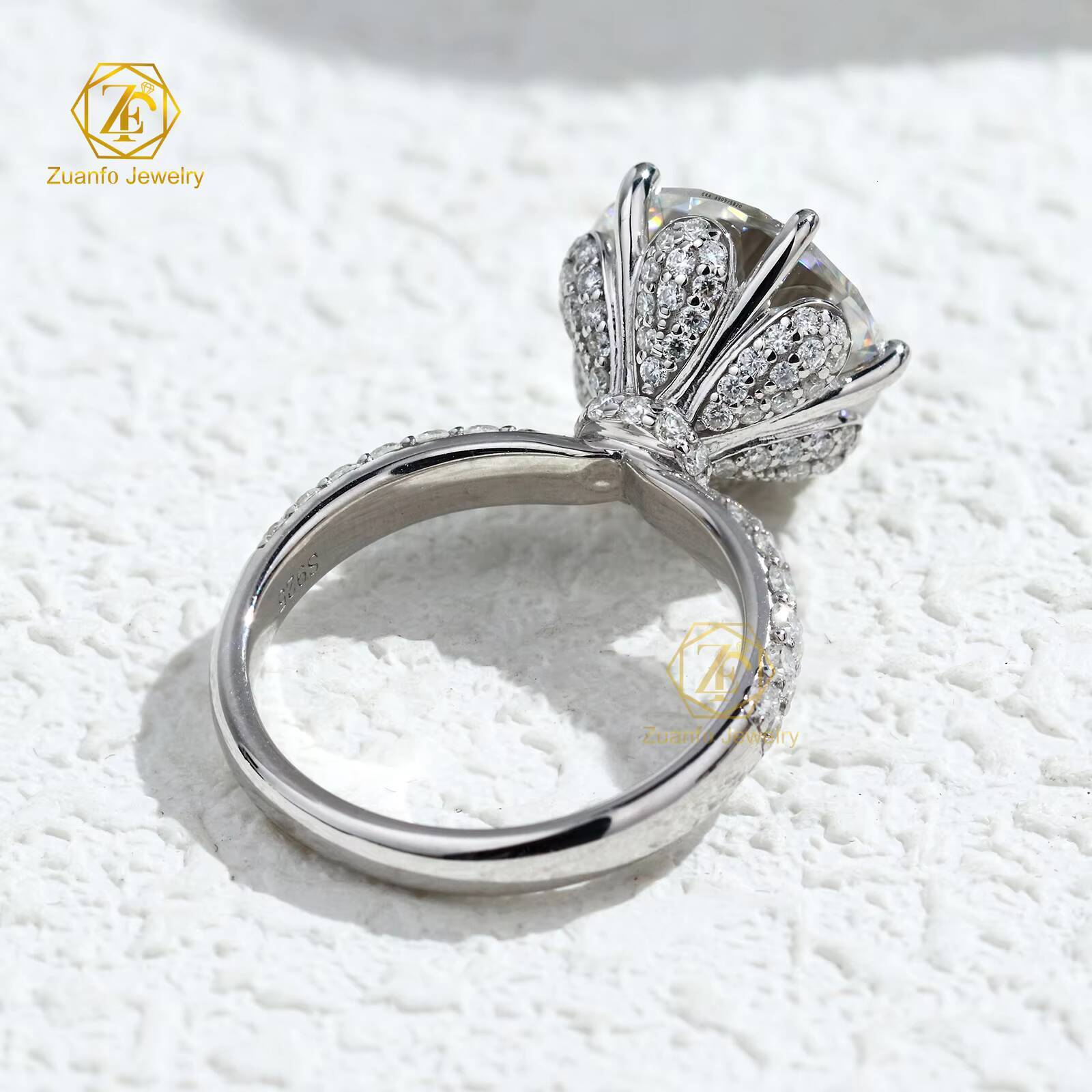 Wholesale 5CT Big Diamond Ring Women Engagement Wedding Jewelry 11mm Round Cut 925 Silver Moissanite Fine Ring for Ladies