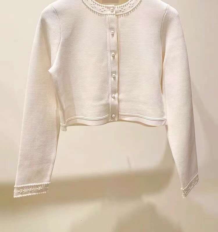 2026 Spring New French style Small Fragrant White Pearl Edge Jacket with Wrinkled Long Knitted Dress for Women