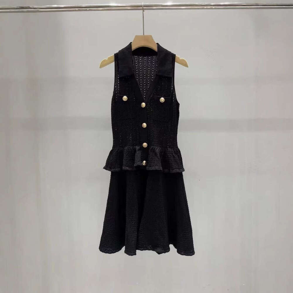 2025 summer new designer style elegant pleated waistband lapel crochet knit vest dress