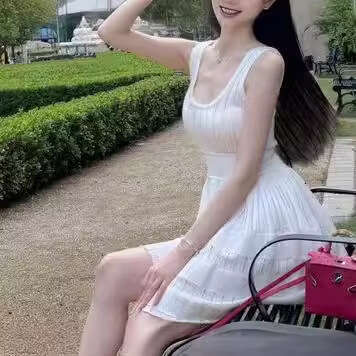 2026 Summer New French Designer Thin Hollow Sleeveless Knitted Tank Top Women's Short Skirt Women