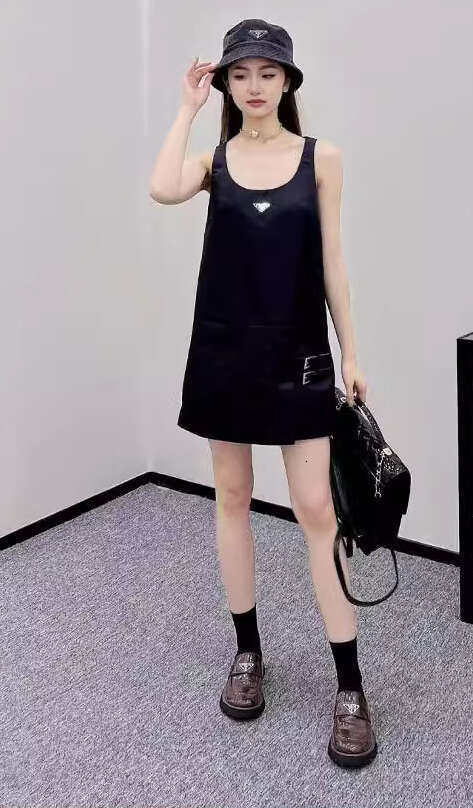 High quality triangle new sleeveless backless slim fit 2026 multifunctional shoulder strap dress black