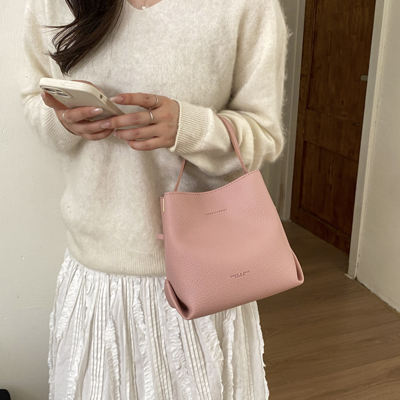 Lychee pattern women's handbag new fashion Korean niche bucket bag multifunctional Ins style shoulder bag crossbody bag
