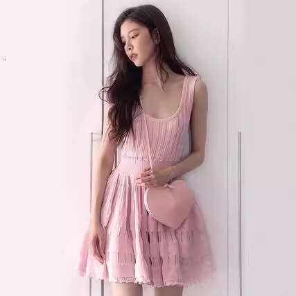 2026 Summer New French Designer Thin Hollow Sleeveless Knitted Tank Top Women's Short Skirt Women