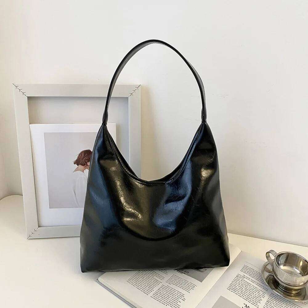 Casual Wine Red Hobo korean Style Large Capacity Underarm Vintage Simple Tote Bag Commute XJ260125