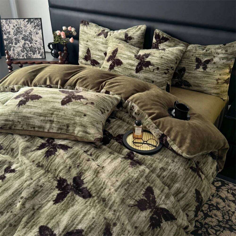Retro Leopard Printed Rabbit Plush Quilt Cover Pillowcase Bed Sheet Four-Piece Thicken Winter Warm Coral Fleece Bedding Set Y260124