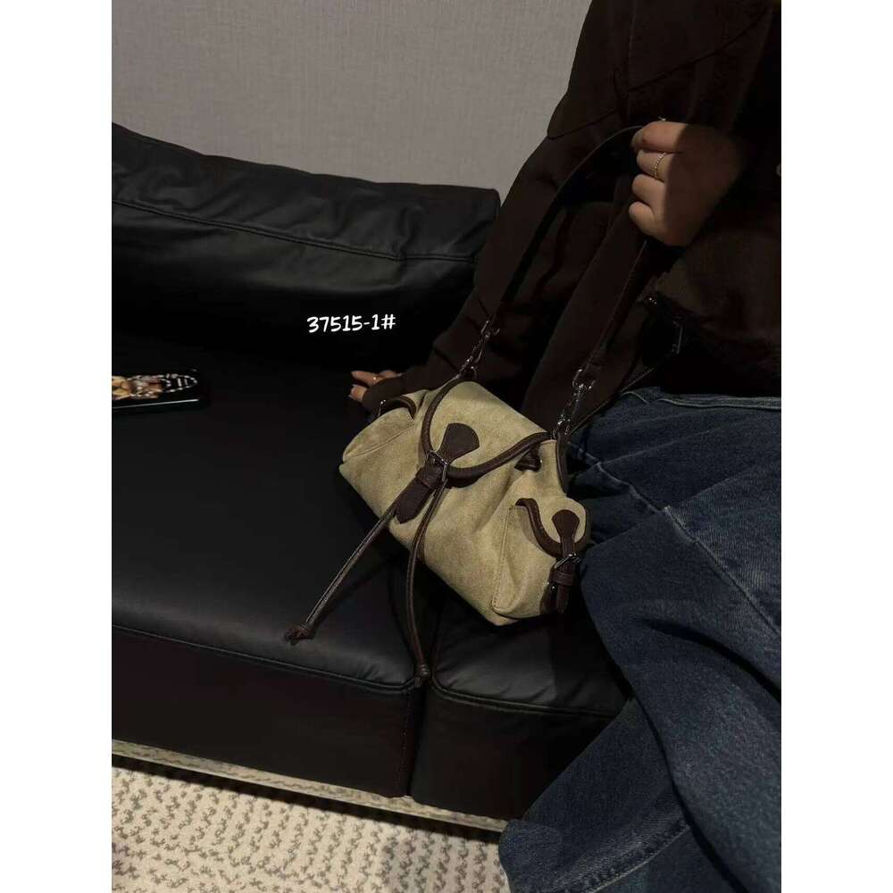 Autumn and Winter New High-end Retro Underarm Leopard Print Dumpling Leather Fashion Versatile Single Shoulder Messenger Bag XJ260125