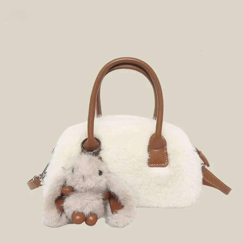 autumn and winter cute plush handbag women's 2025 new fashion versatile shoulder messenger bag XJ260125