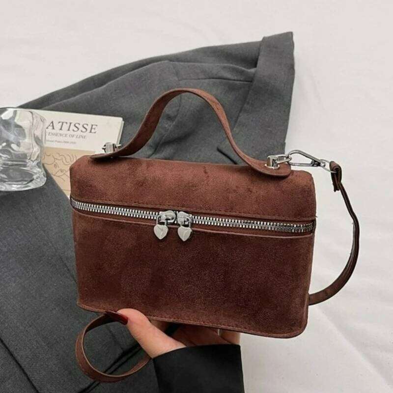 Autumn Winter Premium Suede Crossbody Retro Stylish Shoulder Comfortable and Versatile Texture Storage Bag for Women XJ260125