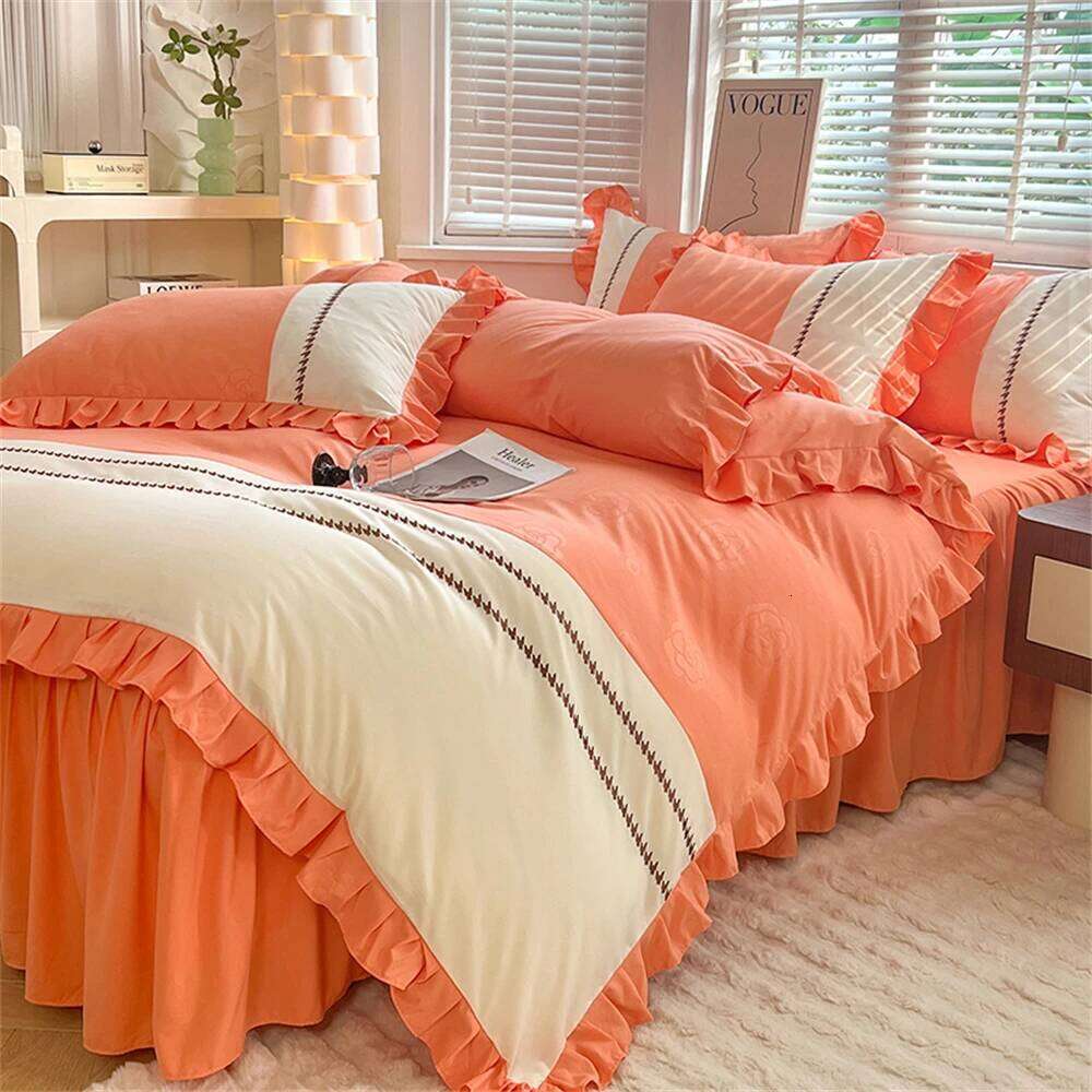 Skin Friendly Bedding Ruffle Duvet Four Piece Set With Lace Quilt Cover Bed Skirt Pillowcase Home Bedroom Decor Y260124