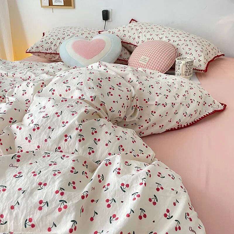 Bedding Girls Cherry Soft Washed Cotton Sheet Queen King Size Duvet Comforter Set Pillowcase Bed Linens Y260124