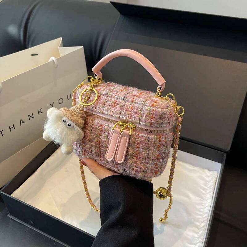 Women Mini Square Purse Luxury Design Solid Color Women's Small Handbag Fashion Plush Shoulder Crossbody Bag XJ260125