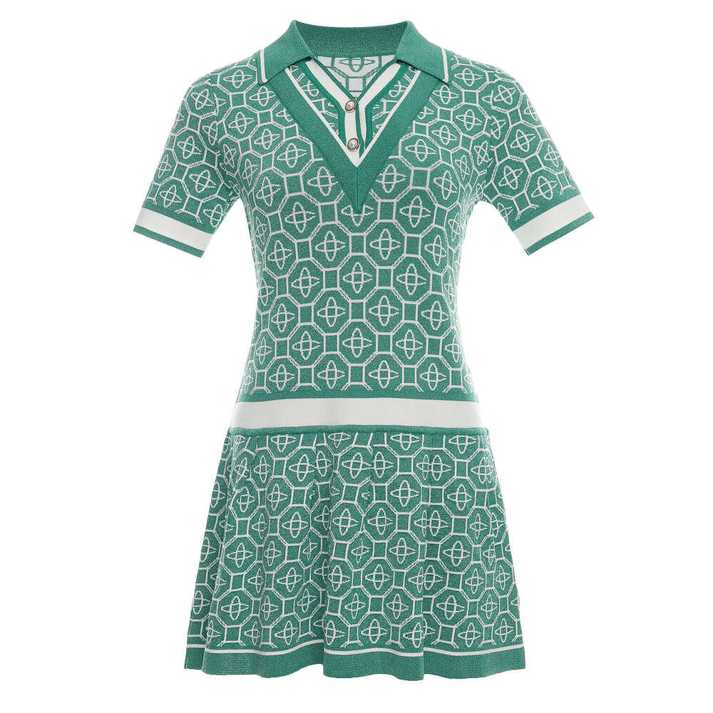 2026 Spring/Summer New Pearl Button Fake V-neck Flip Collar Shirt Woven Retro Shiny Silk Green Medium Long Dress