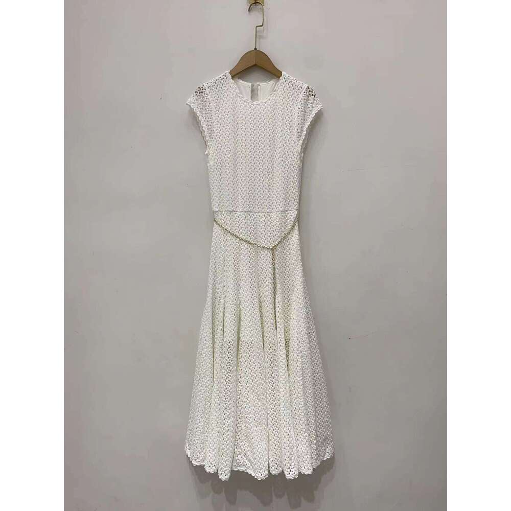 2026 Summer New Sweet Embroidered Hollow Crochet Belt with Aging Reduction, Long Elegant Dress